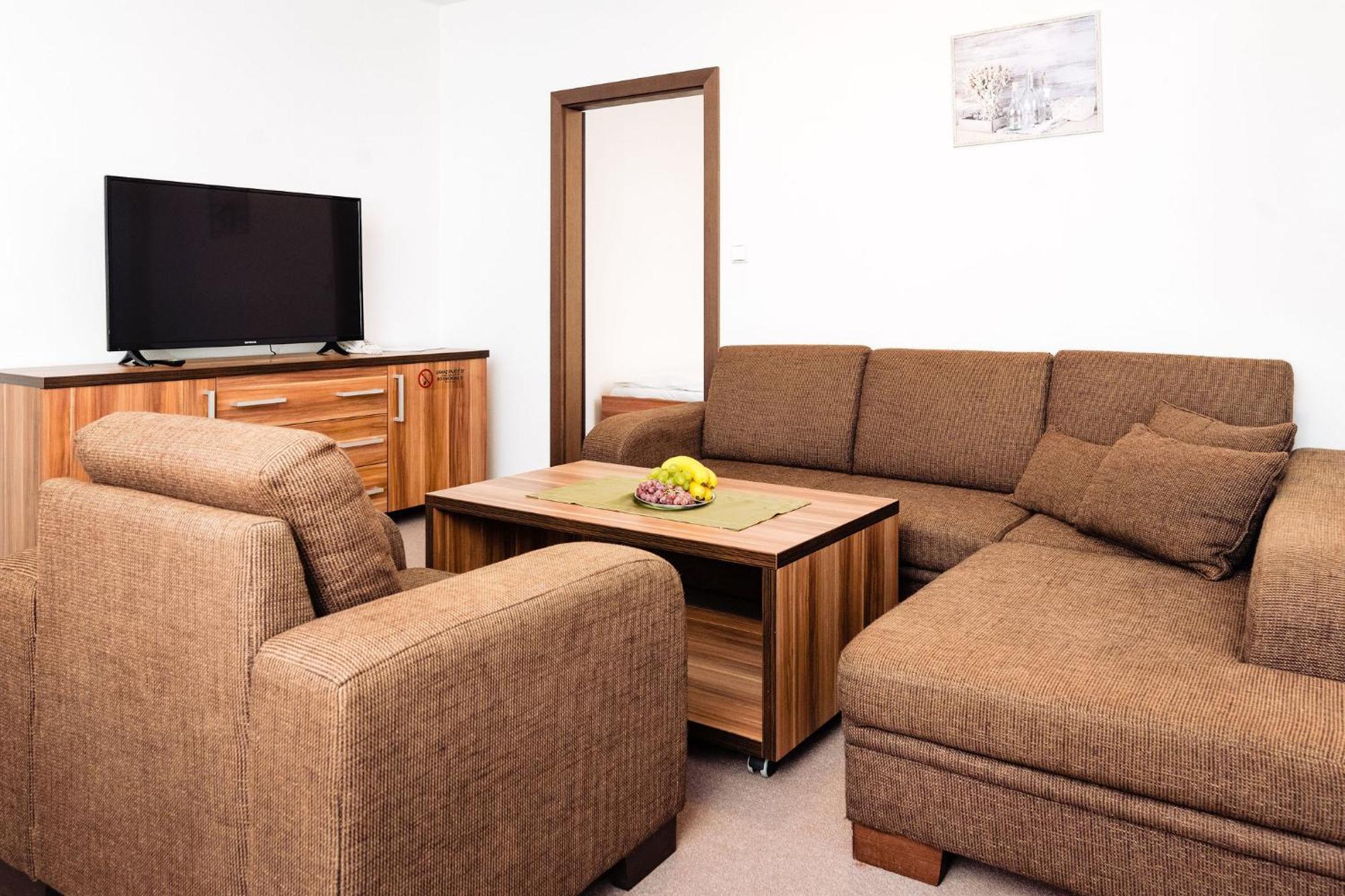Apartmanovy Dom Familia Smokovec วิสโซเค ดาตรี ภายนอก รูปภาพ