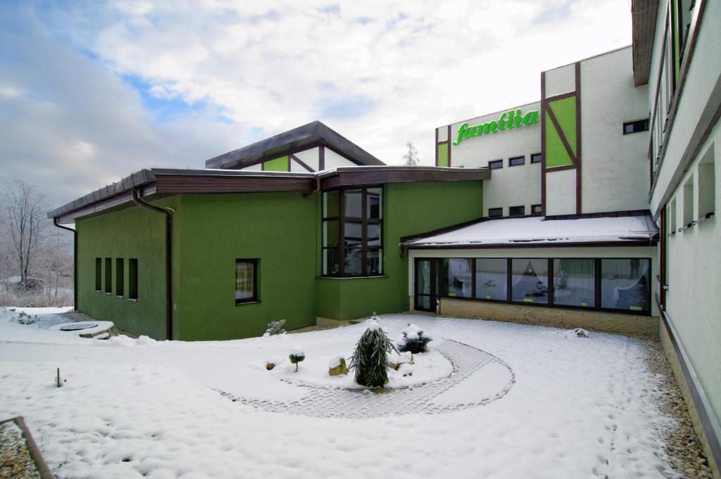 Apartmanovy Dom Familia Smokovec วิสโซเค ดาตรี ภายนอก รูปภาพ